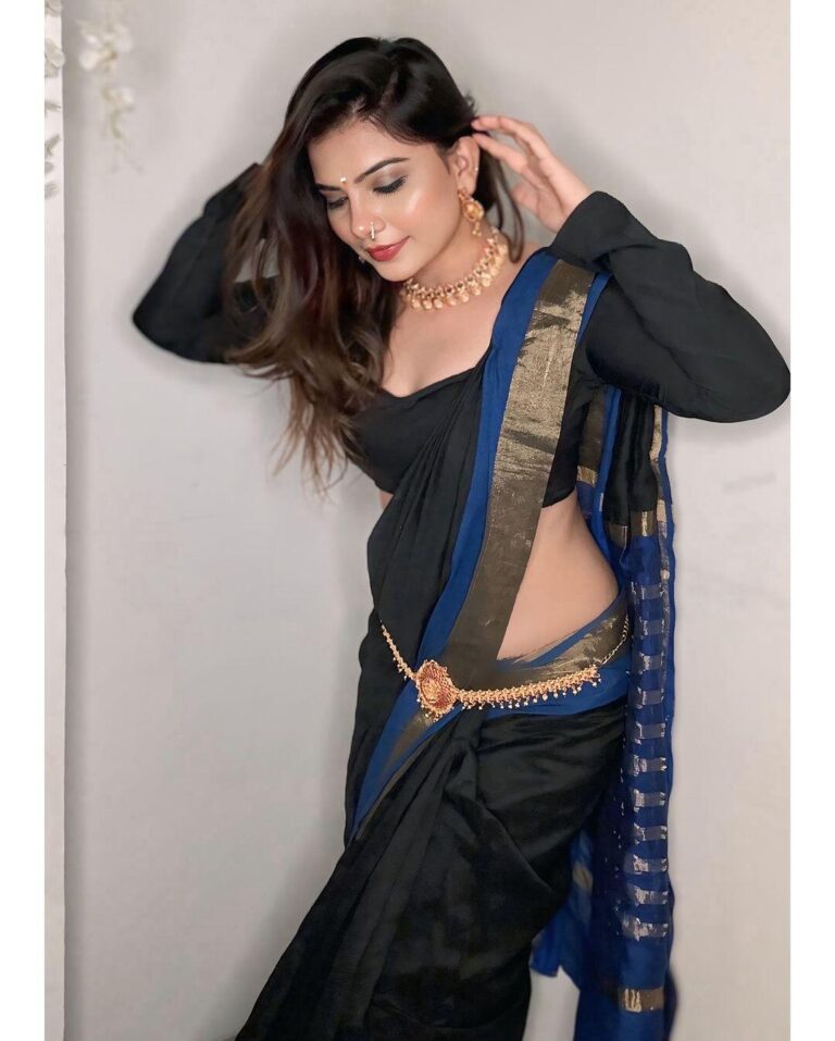 Pooja Ramesh Rathod Pooja rathod silky navel exposed in saree. - glamsundari.in
